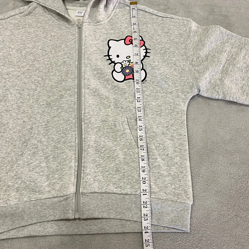 GAP hello kitty